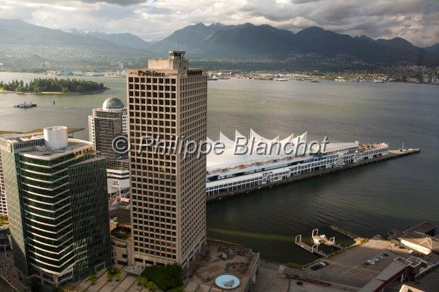 canada colombie britannique 25.JPG - Canada Place depuis la tour, Vancouver, Colombie-Britannique, Canada